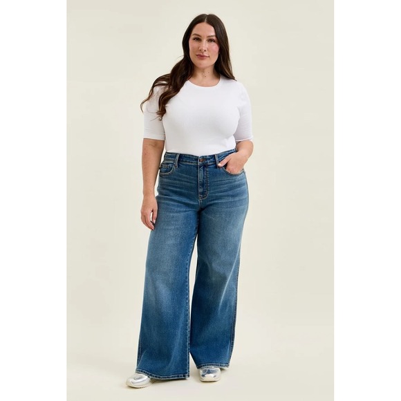 Judy Blue Denim - Judy Blue 20W Retro Wide Leg Jeans High Rise Medium Wash JB88847 DK-CO Stretch